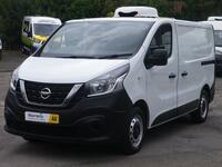NISSAN NV300