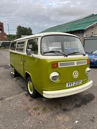 VOLKSWAGEN TRANSPORTER